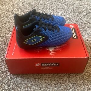 Lotto Soccer toddler shoes size 10